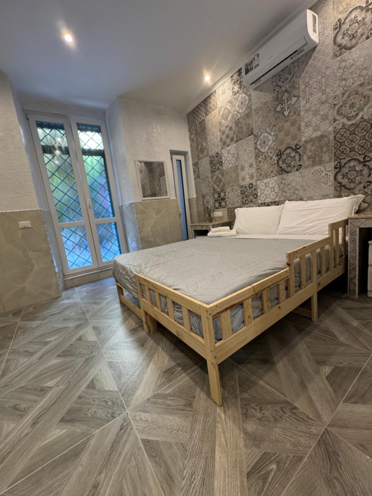 Luxor Eco Roma Casa E Appartamento Per Vacanze In Centro Piazza Bologna, Colosseo, Piazza Di Spagna, Vaticano, San Pietro, Sapienza, Fontana Di Trevi, Piazza Navona, Trastevere, Tiburtina, Termini, Aeroporto Exterior photo