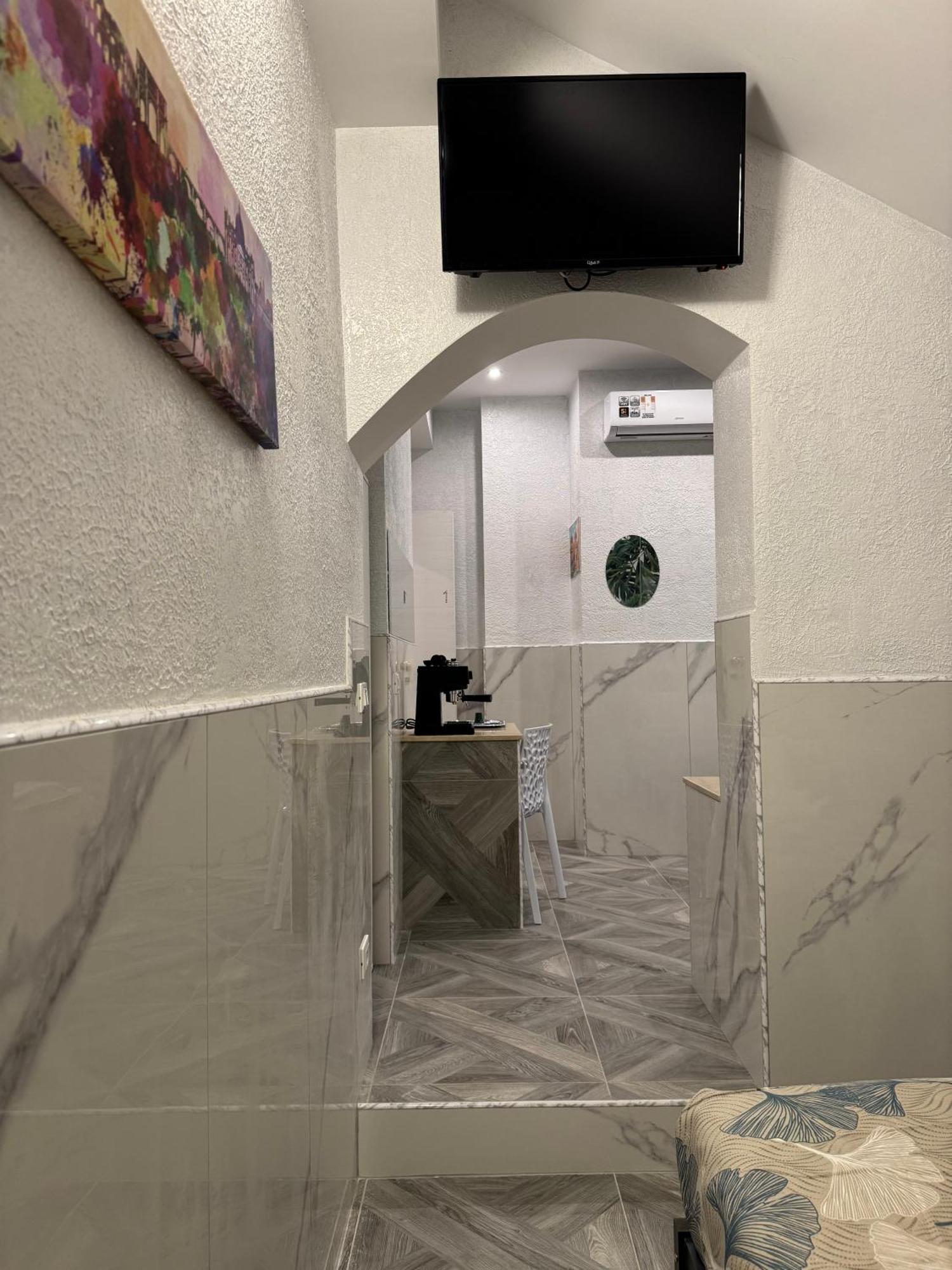 Luxor Eco Roma Casa E Appartamento Per Vacanze In Centro Piazza Bologna, Colosseo, Piazza Di Spagna, Vaticano, San Pietro, Sapienza, Fontana Di Trevi, Piazza Navona, Trastevere, Tiburtina, Termini, Aeroporto Exterior photo