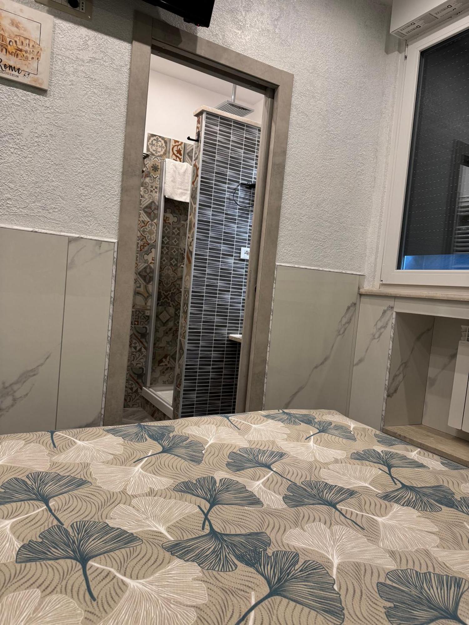 Luxor Eco Roma Casa E Appartamento Per Vacanze In Centro Piazza Bologna, Colosseo, Piazza Di Spagna, Vaticano, San Pietro, Sapienza, Fontana Di Trevi, Piazza Navona, Trastevere, Tiburtina, Termini, Aeroporto Exterior photo