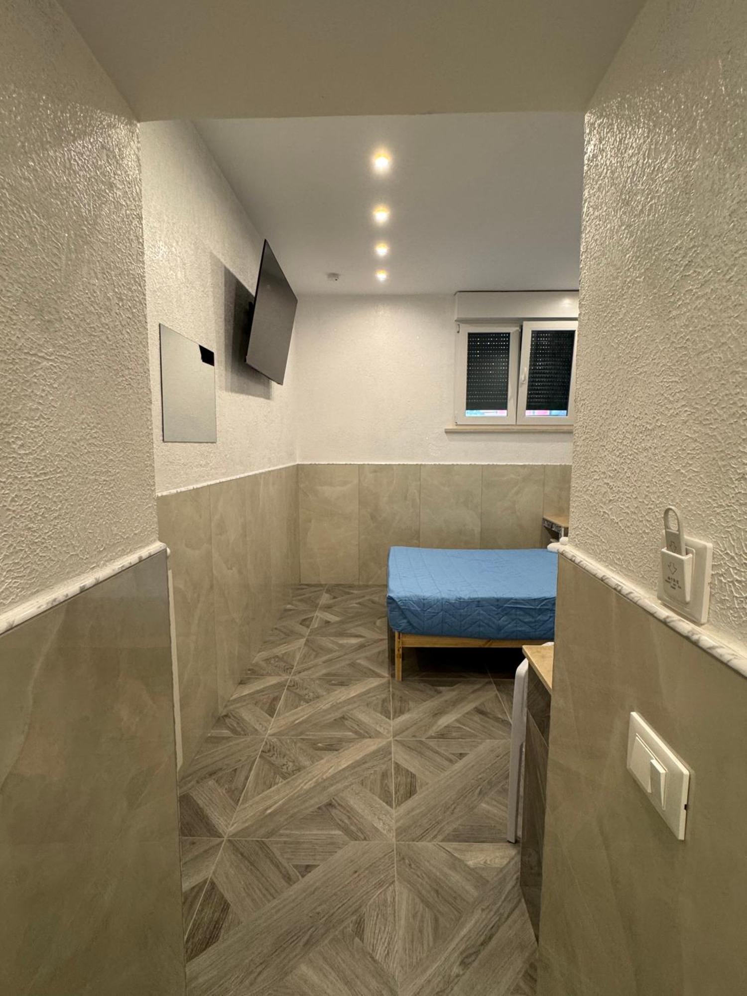 Luxor Eco Roma Casa E Appartamento Per Vacanze In Centro Piazza Bologna, Colosseo, Piazza Di Spagna, Vaticano, San Pietro, Sapienza, Fontana Di Trevi, Piazza Navona, Trastevere, Tiburtina, Termini, Aeroporto Exterior photo