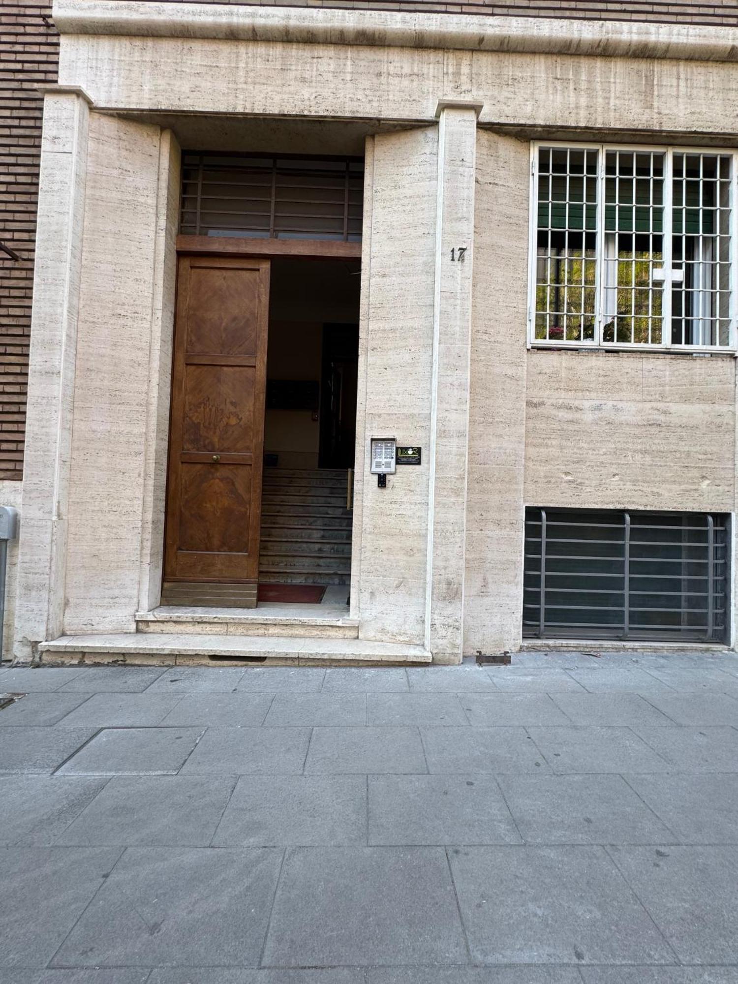 Luxor Eco Roma Casa E Appartamento Per Vacanze In Centro Piazza Bologna, Colosseo, Piazza Di Spagna, Vaticano, San Pietro, Sapienza, Fontana Di Trevi, Piazza Navona, Trastevere, Tiburtina, Termini, Aeroporto Exterior photo